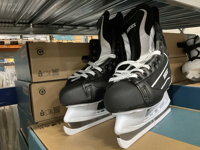 Roces rh 4 schaatsen maat 41 (8x) - afbeelding 2 van  3