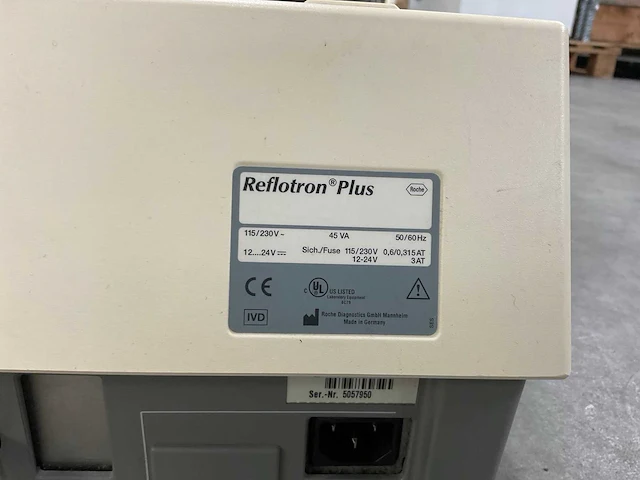 Roche reflotron plus analysator - afbeelding 7 van  9