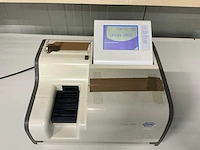 Roche urisys 1800 urine meter - afbeelding 1 van  4