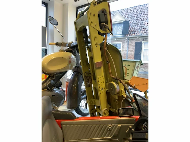 Rocket jet engineering corp t33a shooting star schietstoel - afbeelding 10 van  11