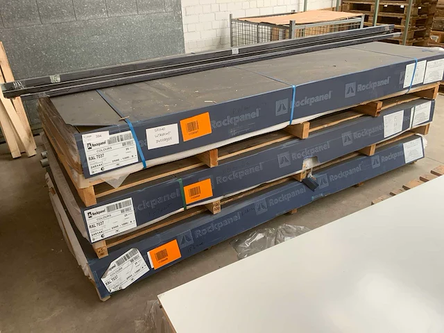 Rockpanel colours gevel bekleding (75x) - afbeelding 1 van  3