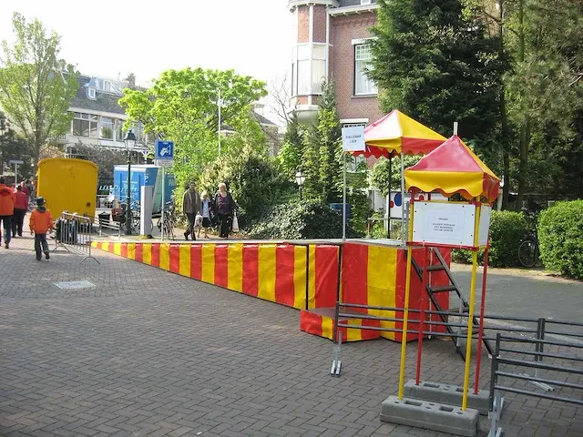 Rodelbaan/berliner rutsche - afbeelding 1 van  7