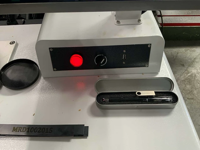 Rodin mc10030a lasergraveermachinr - afbeelding 7 van  8