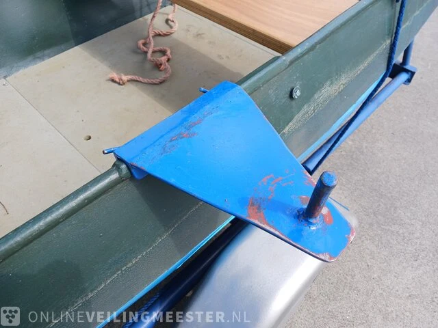 Roeiboot/visboot met trailer en 2 buitenboord motoren, blauw - afbeelding 7 van  43