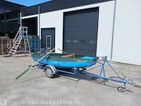 Roeiboot/visboot met trailer en 2 buitenboord motoren, blauw - afbeelding 1 van  43