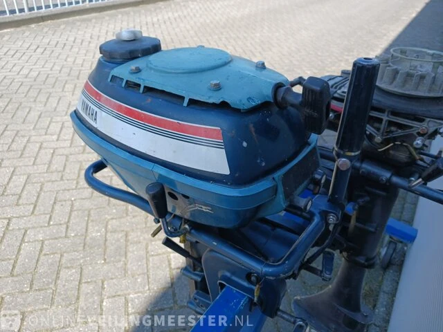 Roeiboot/visboot met trailer en 2 buitenboord motoren, blauw - afbeelding 32 van  43