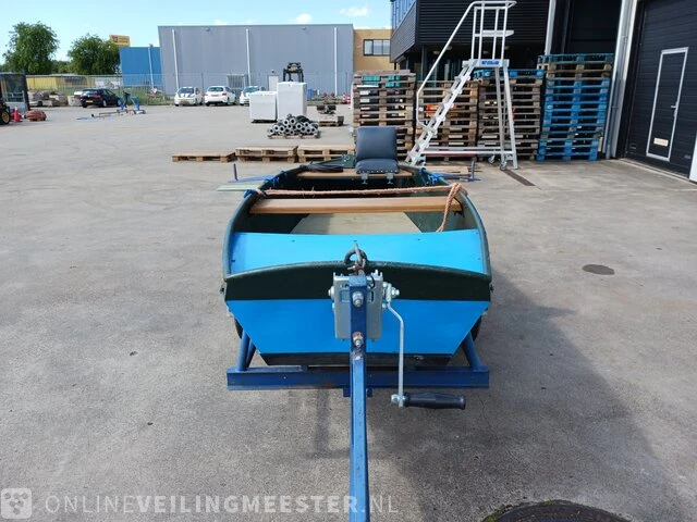 Roeiboot/visboot met trailer en 2 buitenboord motoren, blauw - afbeelding 43 van  43