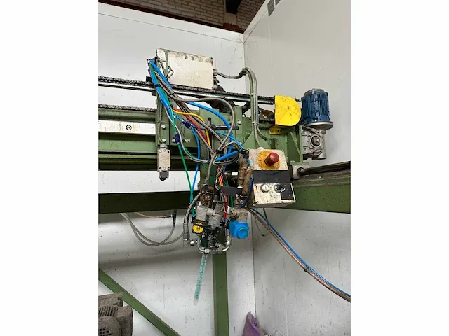 Roerstreek - hoekverlijmingsmachine met tartler mdm 6 doseer- lijminstallatie - 2015 - afbeelding 3 van  16