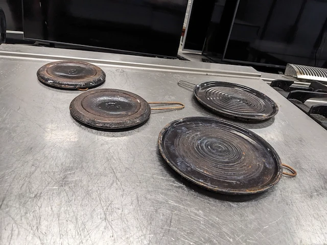 Roestvrijstalen professioneel gasfornuis zanussi - afbeelding 13 van  13