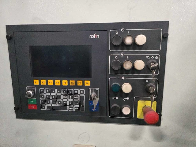 Rofin - dc 035 - lasersnijmachine - afbeelding 12 van  12