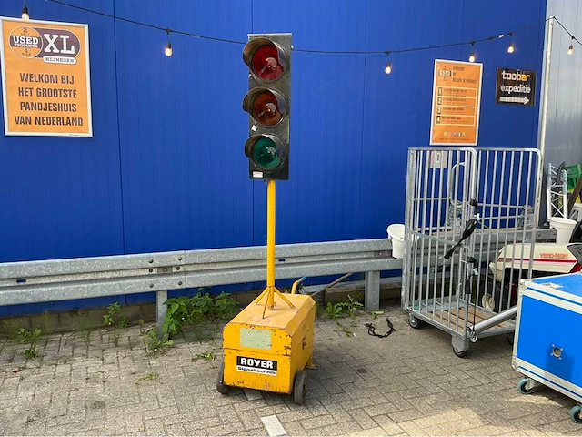 Roger signaltechniek mobiel verkeerslicht - afbeelding 1 van  6