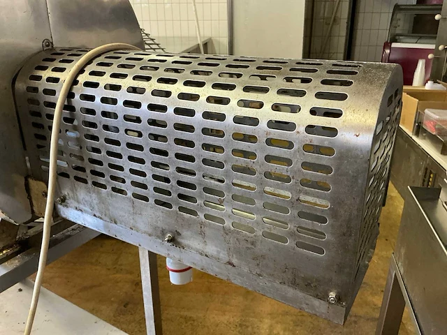 Roggebrood snijmachine broodsnijmachine - afbeelding 2 van  16