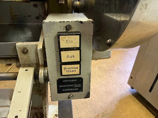 Roggebrood snijmachine broodsnijmachine - afbeelding 8 van  16