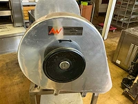 Roggebrood snijmachine broodsnijmachine - afbeelding 13 van  16