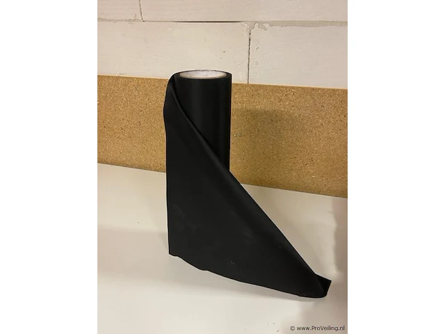 Rol rubber; 0,5 m dik - afbeelding 1 van  2