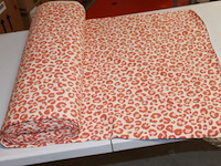 Rol stof 1 rol wit oranje puppypoot 150 breed 210 gr 9,8 meter - afbeelding 3 van  3