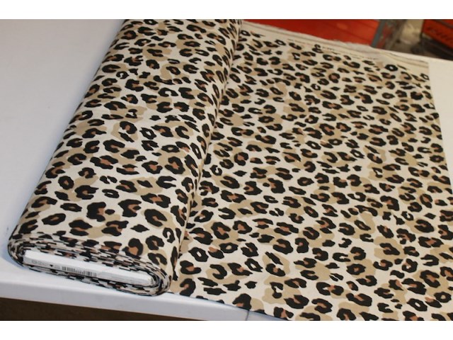 Rol stof 1 rol zwart wit puppy poot 148 breed 220 gr 10 meter - afbeelding 2 van  3