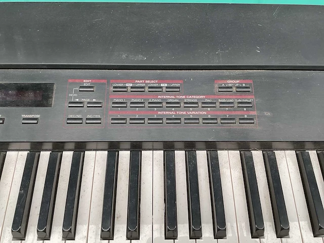 Roland rd-600 stage piano - afbeelding 4 van  6