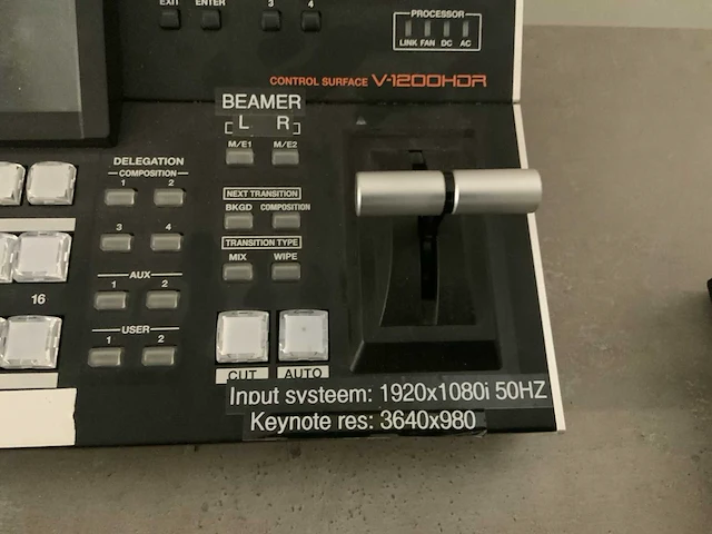 Roland v-1200hdr video switcher - afbeelding 2 van  6