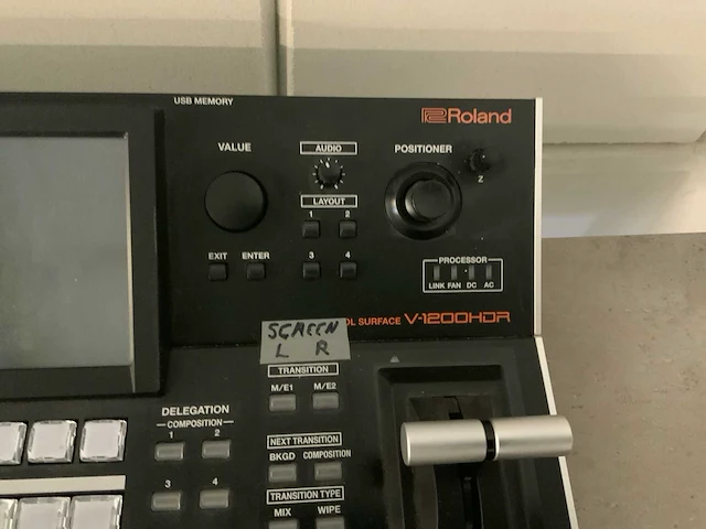 Roland v-1200hdr video switcher - afbeelding 3 van  7
