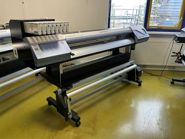 Roland versacamm vs-540i plotter/cutter 54” - afbeelding 1 van  8