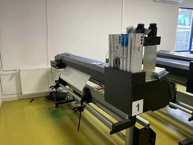 Roland versacamm vs-640 plotter/cutter 64” - afbeelding 7 van  11