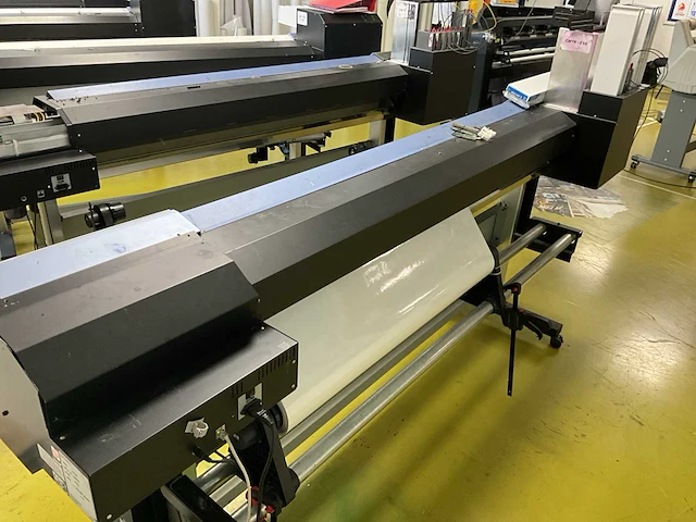 Roland versacamm vs-640 plotter/cutter 64” - afbeelding 8 van  11