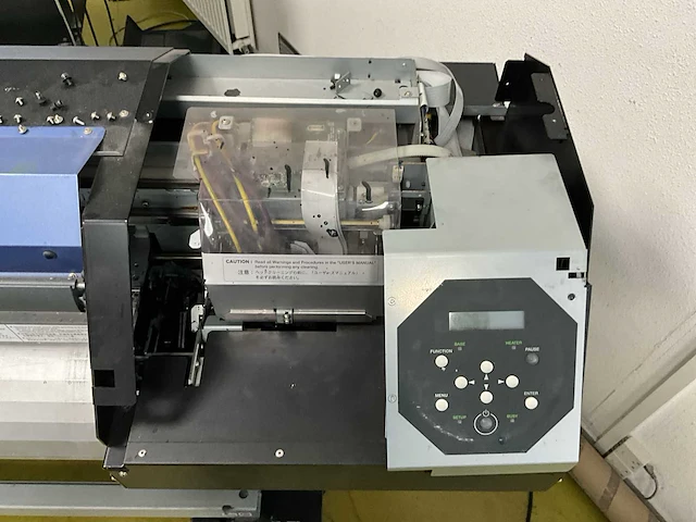 Roland versacamm vs-640 plotter/cutter 64” - afbeelding 3 van  8