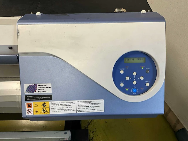 Roland versacamm vs-640i plotter/cutter 64” - afbeelding 5 van  11