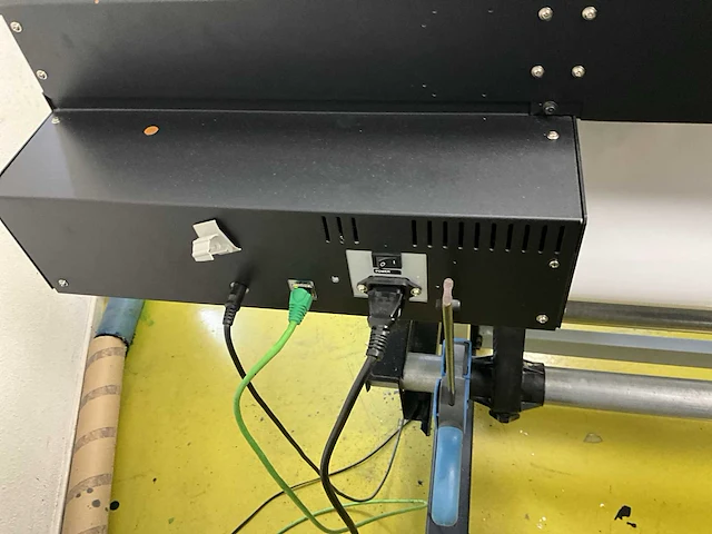 Roland versacamm vs-640i plotter/cutter 64” - afbeelding 9 van  11
