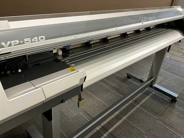 Roland vp-540 eco-solvent inktjetprinter met snijplotter - afbeelding 15 van  18