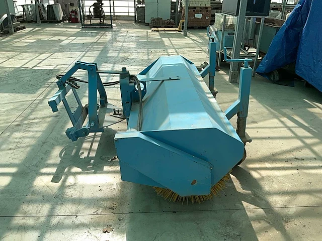 Rolbezem hydraulisch aangedreven - afbeelding 8 van  12