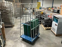 Rolcontainer inclusief kratten - afbeelding 1 van  5