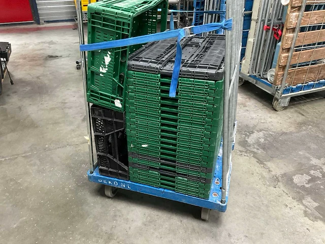 Rolcontainer inclusief kratten - afbeelding 3 van  5