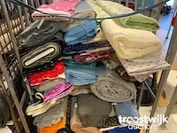 Rolcontainer met inhoud (c) - afbeelding 5 van  6
