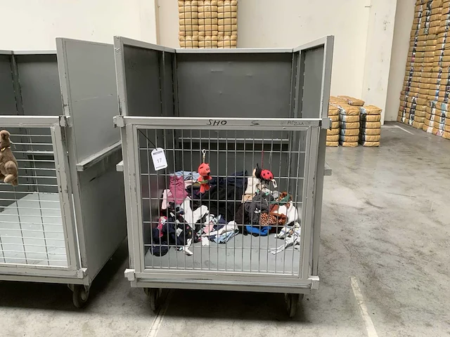 Rolcontainer - afbeelding 2 van  2