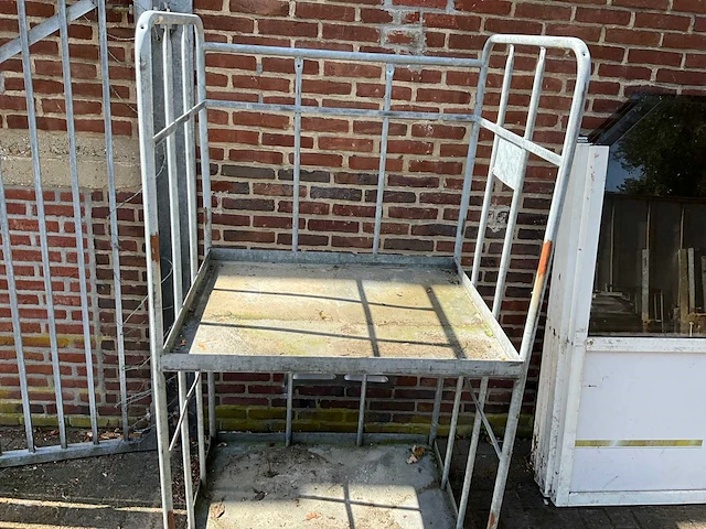 Rolcontainer - afbeelding 3 van  5