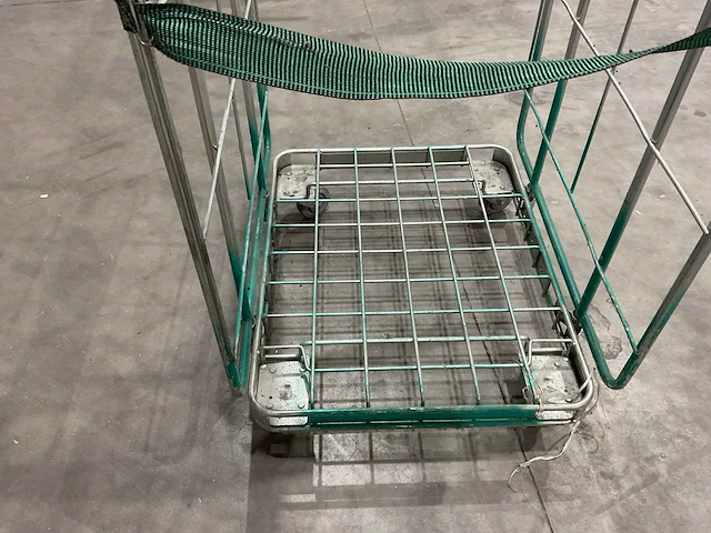 Rolcontainer - afbeelding 4 van  4