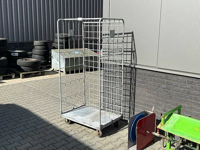 Rolcontainer - afbeelding 2 van  3