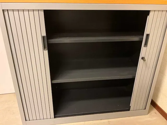Roldeur archiefkast - afbeelding 2 van  6