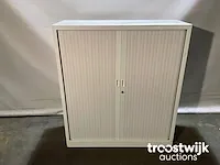 Roldeurkast 137x120x43cm - afbeelding 1 van  4
