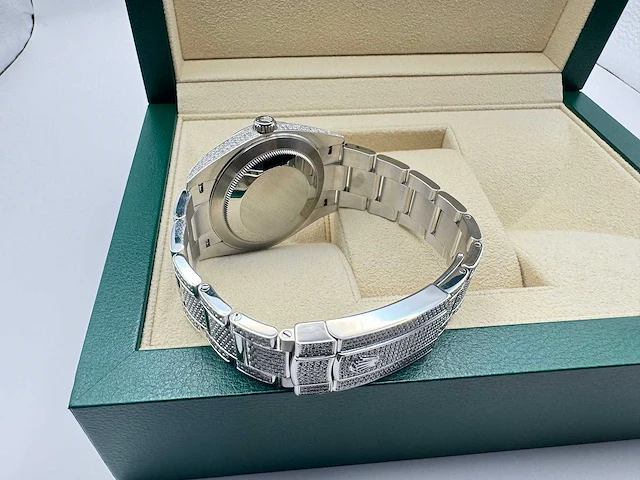 Rolex - datejust 41 | 126300 | full "iced" out with natural diamonds - afbeelding 3 van  13