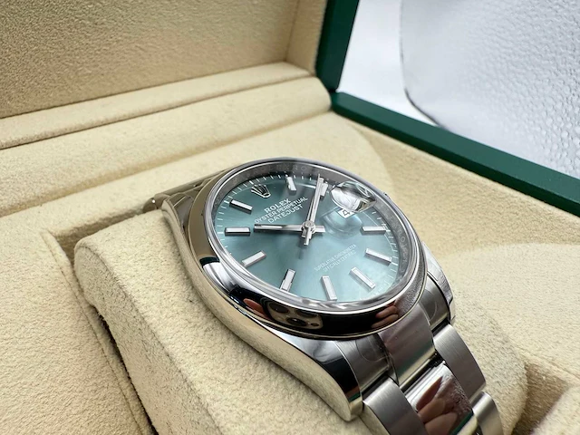 Rolex datejust 36 126200 | mint green | 09-2025 | new - afbeelding 2 van  12