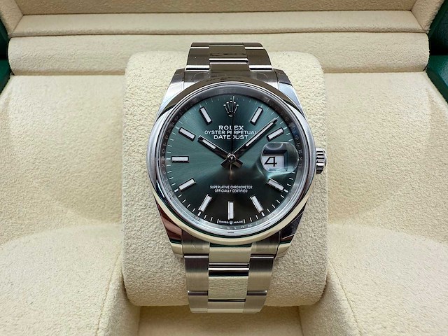 Rolex datejust 36 126200 | mint green | 09-2025 | new - afbeelding 5 van  12