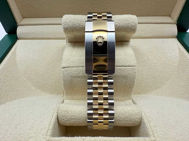 Rolex datejust 36 | 126233 | mother of pearl | 08-2025 | new - afbeelding 8 van  12