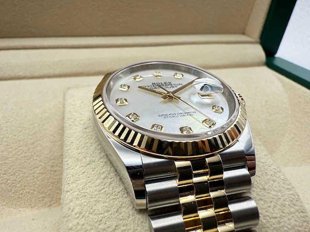 Rolex datejust 36 | 126233 | mother of pearl | 08-2025 | new - afbeelding 12 van  12