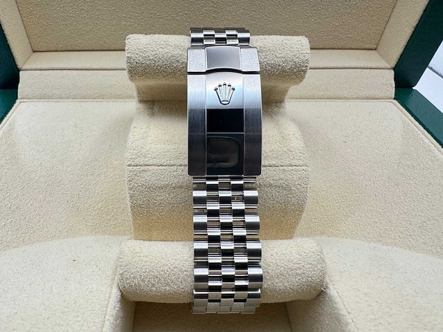 Rolex datejust 36 | mint green | 126234 | 2025 | new - afbeelding 6 van  10