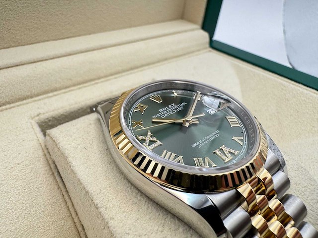 Rolex datejust 36 | olive with diamonds on 6&9 | new | 2025 - afbeelding 9 van  10