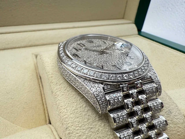 Rolex datejust 41 | 126300 | full "iced" out with natural diamonds - afbeelding 10 van  12