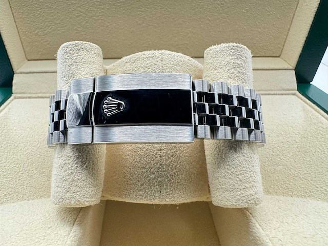 Rolex datejust 41 | mint green | 126334 | 2025 | new - afbeelding 9 van  12